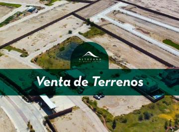 Terreno / Lote · 450m² · Venta de Terrenos en Altozano
