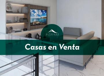 Casa · 186m² · 3 Recámaras · 3 Estacionamientos · Venta de Casas en Altozano