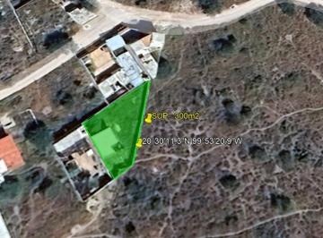 Terreno / Lote · 300m² · Terreno En:tequisquiapan, Querétaro C. P 76755 Col. Ampliacion San Ta Fe Sup. 300 m²