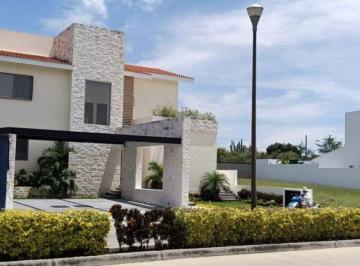Casa de 4 habitaciones, Emiliano Zapata · Venta de Residencia en Paraíso Country Club