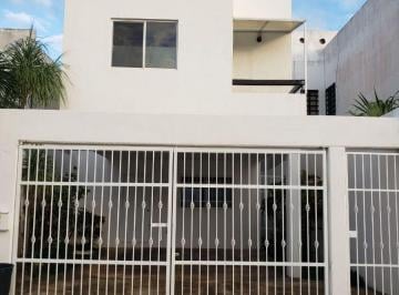 Casa de 3 habitaciones, Benito Juárez · Casa en Renta, Residencial Isla Azul, Cancun.