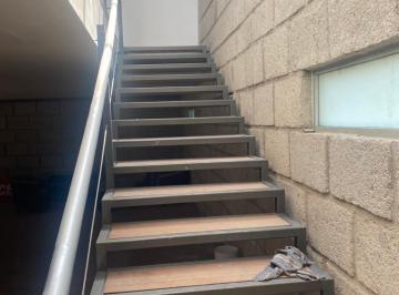 Casa · 227m² · 3 Recámaras · 2 Estacionamientos · Casa en Venta Juriquilla Para Remodelar
