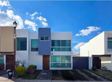 Se vende casa en Casa Fuerte · Se Vende Casa en Casa Fuerte