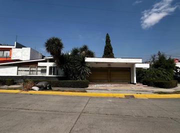 Casa · 341m² · 3 Recámaras · 2 Estacionamientos · Casa - Las Arboledas