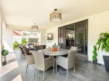 Casa de 3 habitaciones, Emiliano Zapata · Minimalista Casa en Venta en Burgos, Cuernavaca, Morelos #10700