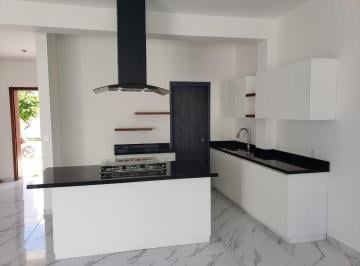 Casa · 175m² · 3 Recámaras · 2 Estacionamientos · Casa en Arbolada