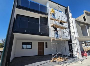 Casa · 233m² · 3 Recámaras · 2 Estacionamientos · Casa en Solare Residencial