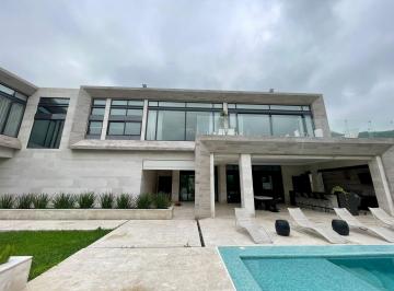 Casa de 4 habitaciones, San Pedro Garza García · Impresionante Residencia Diseñada por Reconocido Arquitecto, en San Pedro Gg
