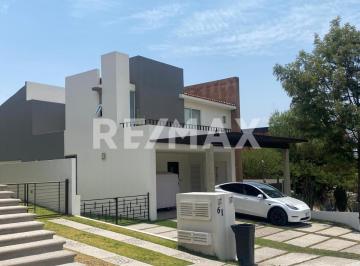 Casa · 350m² · 4 Recámaras · 3 Estacionamientos · Amanali Country Club & Nautica Casa en Venta - (4)
