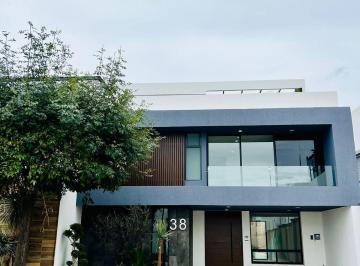 Casa de 4 habitaciones, San Andrés Cholula · Bonita Casa Nueva en Venta en Lomas de Angelópolis, Opción a 4a Recámara Zac