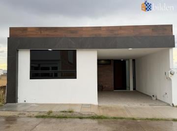 Casa · 140m² · 3 Recámaras · 1 Estacionamiento · Casa en Venta en Conjunto Habitacional Las Villas Durango