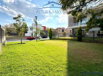 Terreno / Lote , Zapopan · Terreno en Esquina en Venta Arauca 2 Zona Real Zapopan