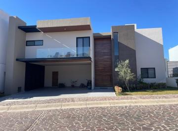 Casa de 4 habitaciones, León · Casa en Venta en La Campiña del Bosque 4 Recamáras
