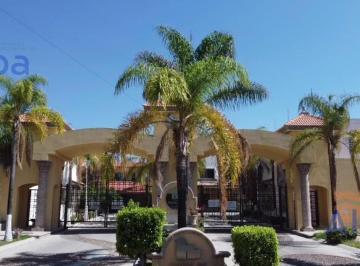Terreno / Lote · 259m² · Terrenos en Venta en Porton Santa Clara