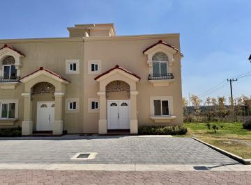 Casa · 175m² · 3 Recámaras · 3 Estacionamientos · Casa en Conjunto Residencial en Atlanta C Izcalli