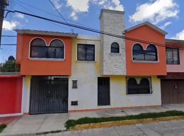 Casa de 4 habitaciones, Pachuca · Casa en Venta en Av Mineria Nacional Real de Minas Pachuca