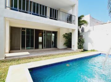 Casa de 4 habitaciones, Medellín · Hermosa Casa en Venta en Fracc. Palmas