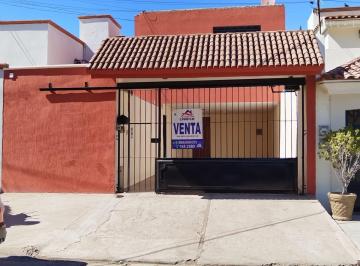 Casa de 3 habitaciones, Ahome · Casa en Venta Fracc Scally