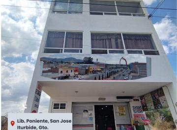 Edificio de 3 habitaciones, San José Iturbide · ¡Oportunidad de Inversion en Edificio!, ¡Trabajando!