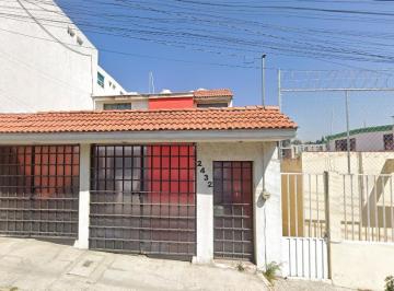 Casa de 3 habitaciones, Puebla · Casa en Venta en Hacienda de Los Padres La Hacienda Puebla