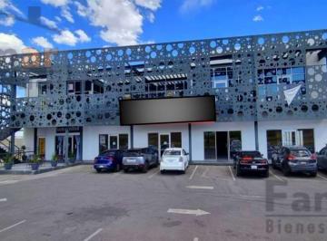 Local comercial · 73m² · 10 Estacionamientos · Local - Fraccionamiento La Cantera