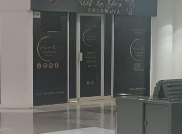 Local en centro comercial , San Pedro Garza García · Local Comercial en Renta Plaza San Pedro Garza Garcia Nuevo Leon