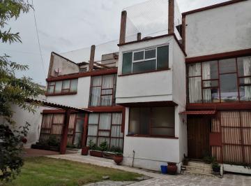 Casa · 212m² · 4 Recámaras · 5 Estacionamientos · Casa en Venta en Constituyentes, Barrio La Merced Toluca, Edo. México
