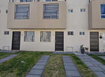 Casa · 100m² · 3 Recámaras · 1 Estacionamiento · Casa en Venta en Bosques El Nevado Zinacantepec