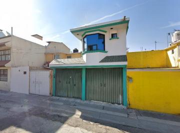 Casa de 2 habitaciones, Cuautitlán Izcalli · Casa en Venta en Portal Jardines de La Hacienda Cuautitlan Izcalli