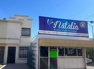 Local comercial · 58m² · 2 Estacionamientos · Propiedad en Venta en Urbivilla del Cedro Casa con Local Comercial Actualmente Funcionando, Se Vento