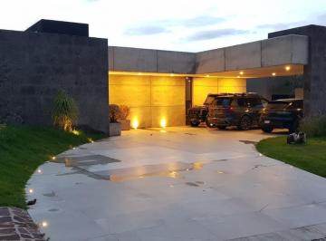Casa de 4 habitaciones, León · Se Vende Residencia Club de Golf El Bosque