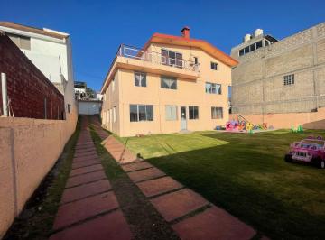 Casa de 5 habitaciones, Cuajimalpa de Morelos · Terreno Amplio Casa Sola en Venta en Cuajimalpa Centro