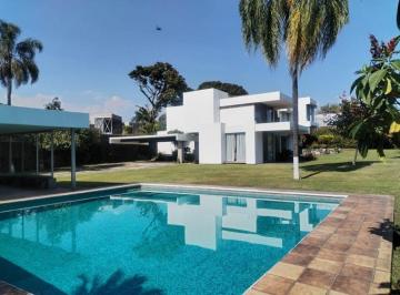 Casa · 650m² · 5 Recámaras · 10 Estacionamientos · Casa Sola en Reforma Cuernavaca - Maz - 2227 - Cs