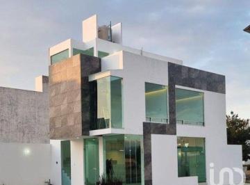 Casa · 170m² · 3 Recámaras · 2 Estacionamientos · Casa en Residencial Alvento