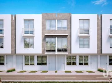 Casa · 104m² · 4 Recámaras · 1 Estacionamiento · Casa en Venta Modelo Ciprés 4 Recámaras, Los Héroes Chalco.