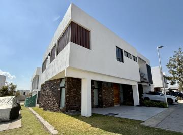 Casa de 3 habitaciones, Tlajomulco de Zúñiga · Casa en Venta Fracc Adamar Coto Tehuantepec