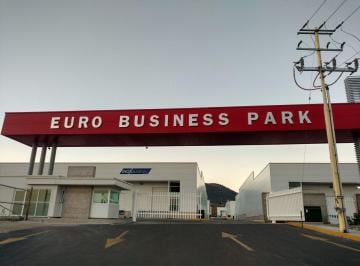 Bodega comercial , El Marqués · Bodega en Renta 1,008 m² en Autopista México - Quéretaro Km 201