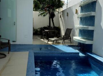 Casa · 460m² · 5 Recámaras · Mansión en Venta en Entrada de Zona Hotelera de Cancun