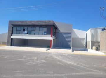 Local comercial · 1175m² · 8 Estacionamientos · Nave Industrial en Renta en Novotech Silao, Guanajuato