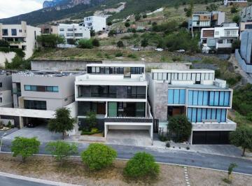 Casa de 3 habitaciones, Santa Catarina · Casa en Venta en Residencial Cordillera