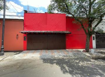 Casa de 3 habitaciones, Tlalpan · Casa en Venta en Tlalpan Centro, 320 m², Insurgentes Sur, Zona de Hospitales