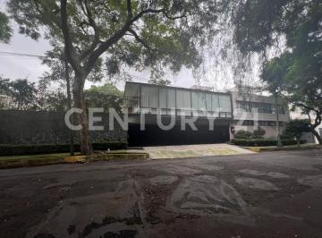 Casa · 509m² · 4 Recámaras · 4 Estacionamientos · Casa en Venta en Romero de Terreros Coyoacán Cdmx
