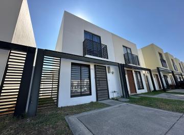 Casa en condominio de 2 habitaciones, Tlajomulco de Zúñiga · Casa en Renta en Adamar