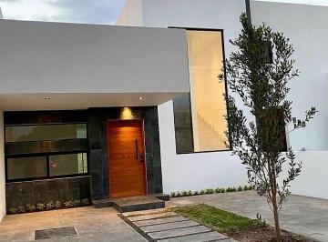 Casa · 160m² · 3 Recámaras · 2 Estacionamientos · Casa en Venta Cañadas del Arroyo Corregidora Qro