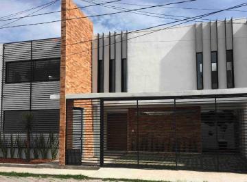 Casa · 165m² · 3 Recámaras · 2 Estacionamientos · Casa en Venta San Jerónimo Chicahualco Metepec