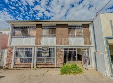 Casa · 260m² · 4 Recámaras · 1 Estacionamiento · Casa en Venta en Colonia Santa Rita Chihuahua, Chih.