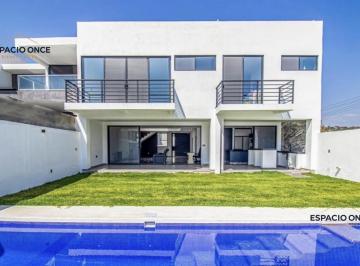 Casa · 380m² · 3 Recámaras · 5 Estacionamientos · Casa en Fraccionamiento Burgos Bugambilias