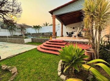 Casa de 5 habitaciones, Cuernavaca · Amplia Casa en Venta Reforma, Cuernavaca, Morelos #10123