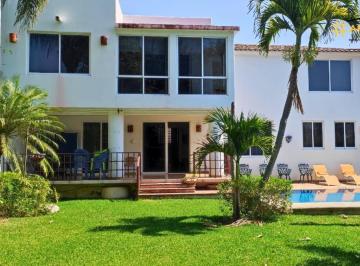 Casa de 4 habitaciones, Atlatlahucan · Casa en Venta en Lomas de Cocoyoc Olc - 4350