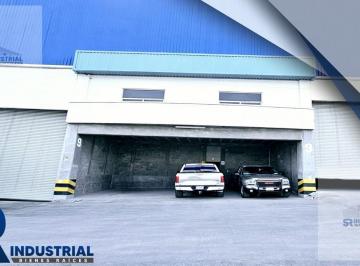 Bodega comercial · 1834m² · 3 Estacionamientos · Bodega en Renta en Escobedo
